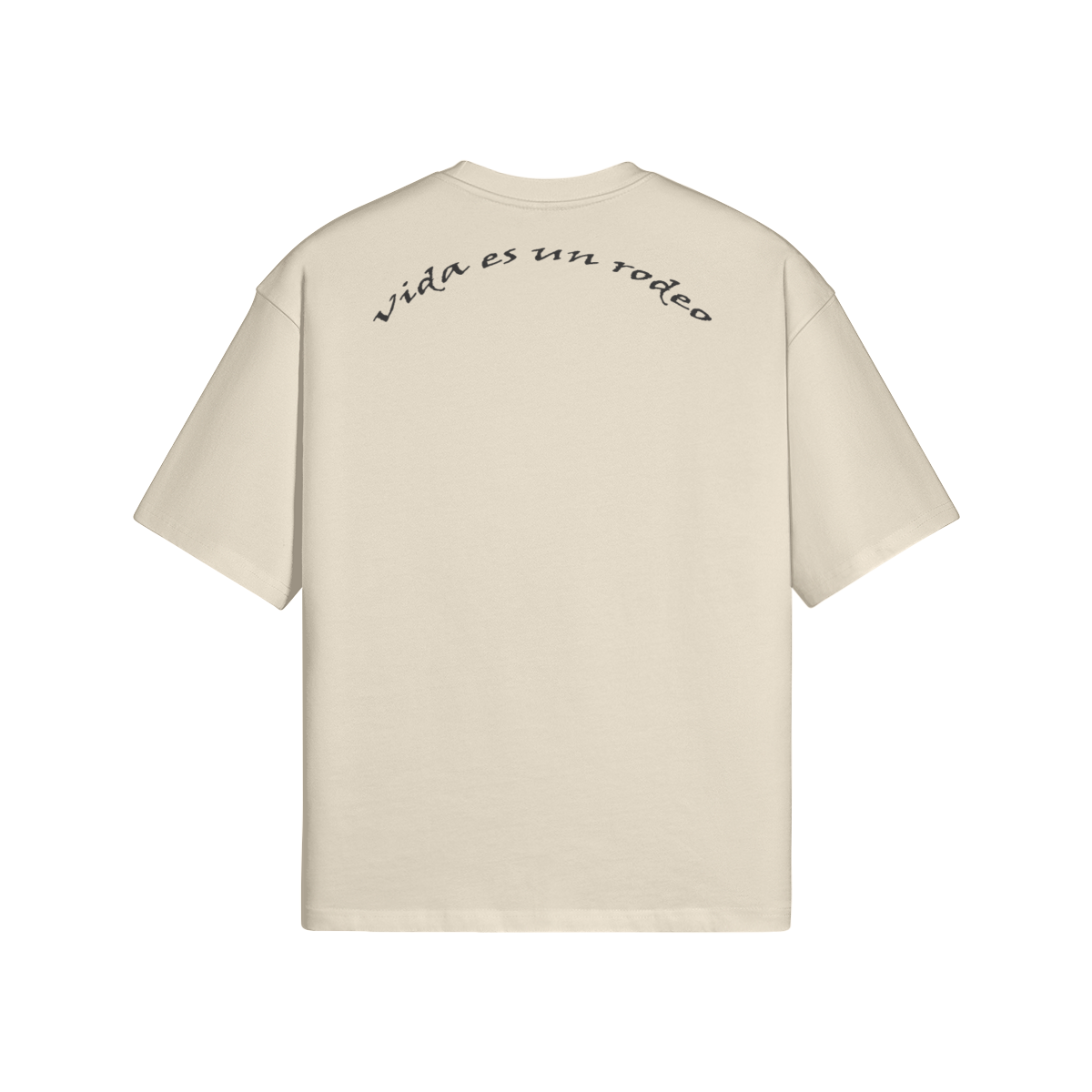 vida es un rodeo tee with black lettering